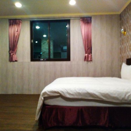 Hotel 欣悅商務旅店 Toufen Exterior foto